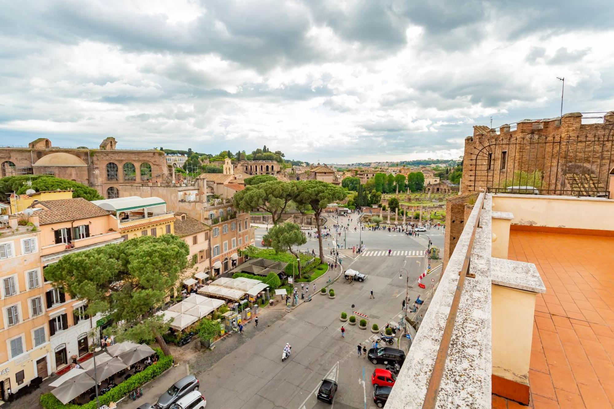 Appartement Maxima: Amazing View Of The Roman Forum